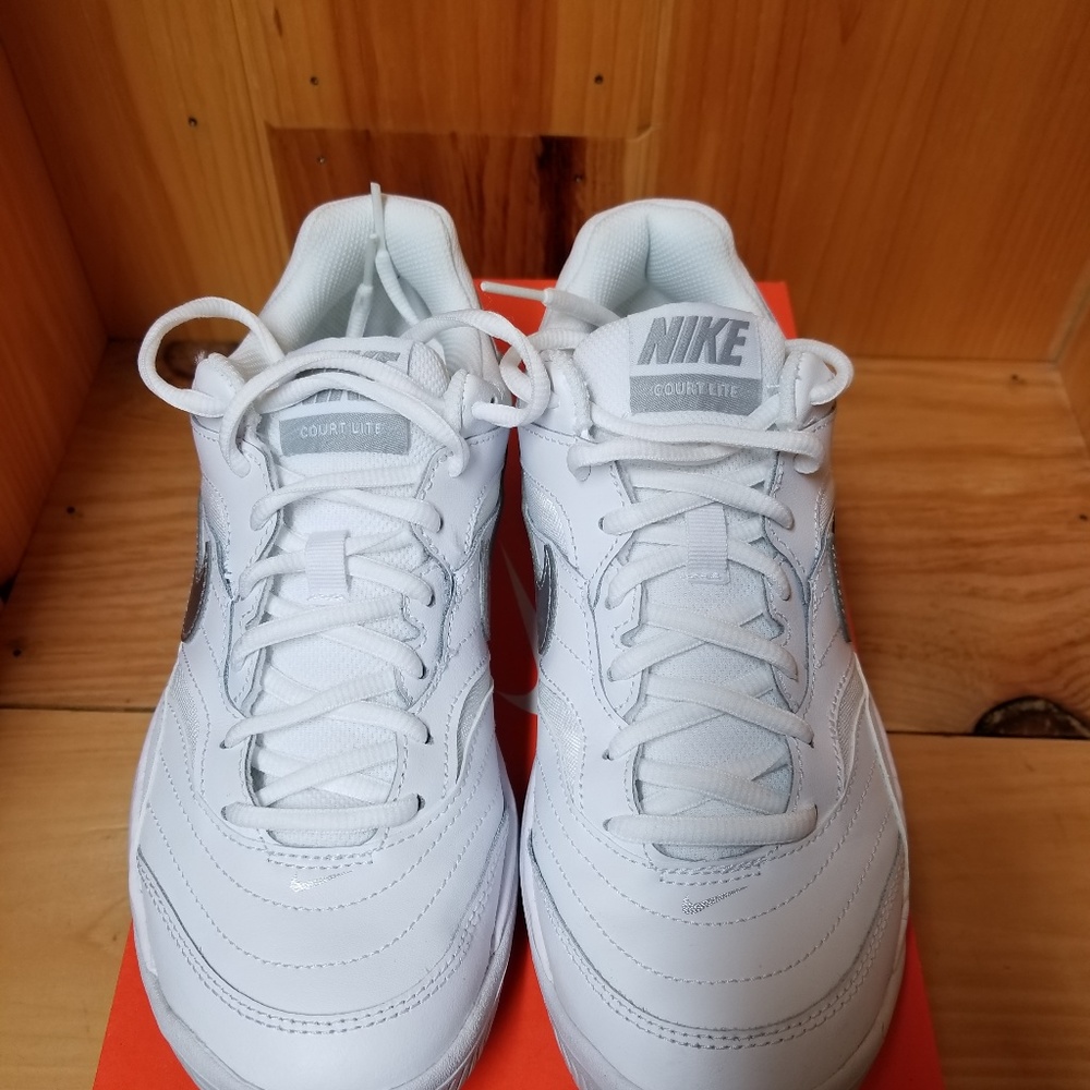 Womens Nike Court Lite